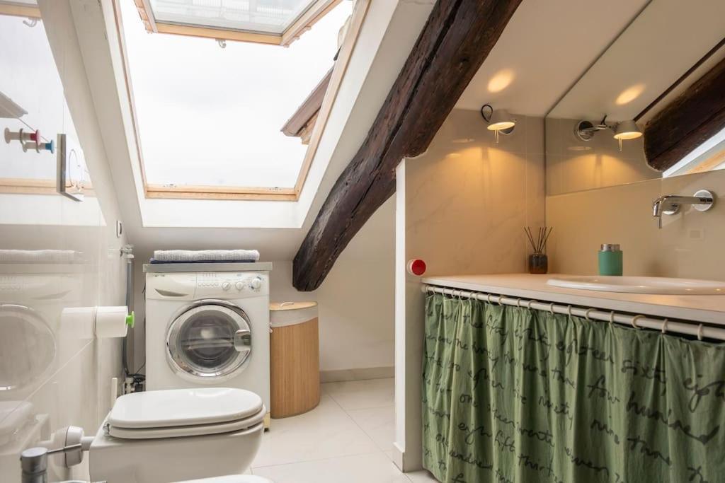 Cozy Attic In The Center Turin